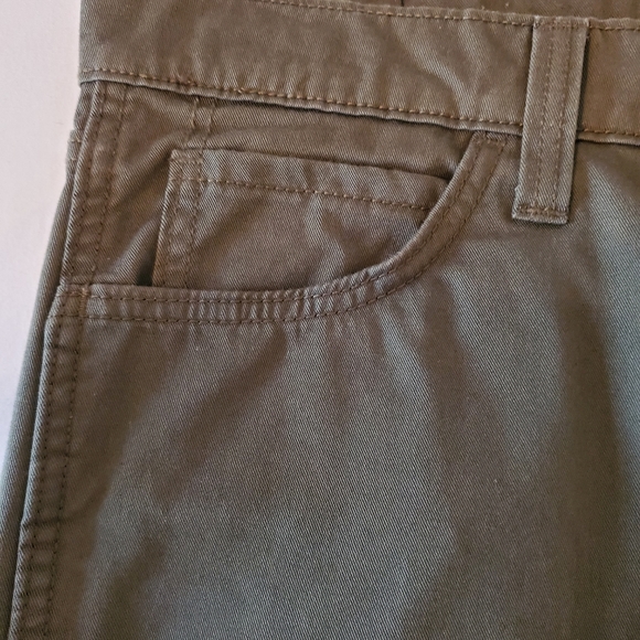 Selling Men's Levi's Green Jeans - Picture 7 of 10
